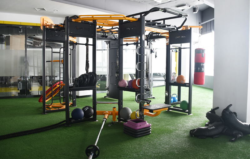 健身房器材
