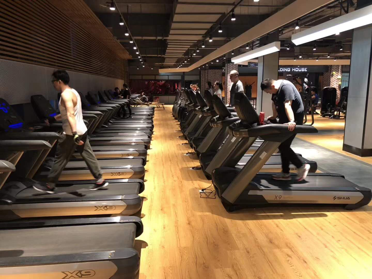 YABO.COM智能健身器材