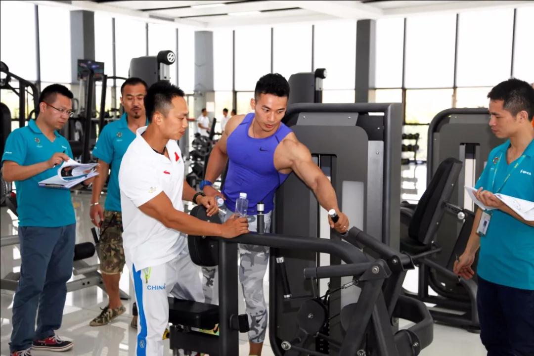 健身器材 健身器材