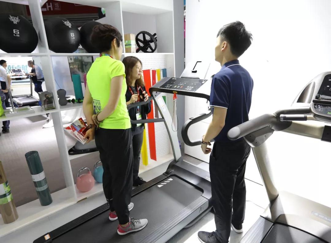 健身器材-YABO.COM阿里语音智能A5跑步机 健身器材-YABO.COM阿里语音智能A5跑步机